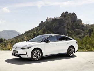 Volkswagen presenta su nuevo ID. 7: su berlina eléctrica promete hasta 700 kilómetros de autonomía